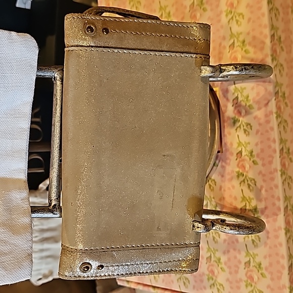 CHLOE’ WALLET matalic gold Paddington wallet Special edition Rare long snap wall - Picture 4 of 12